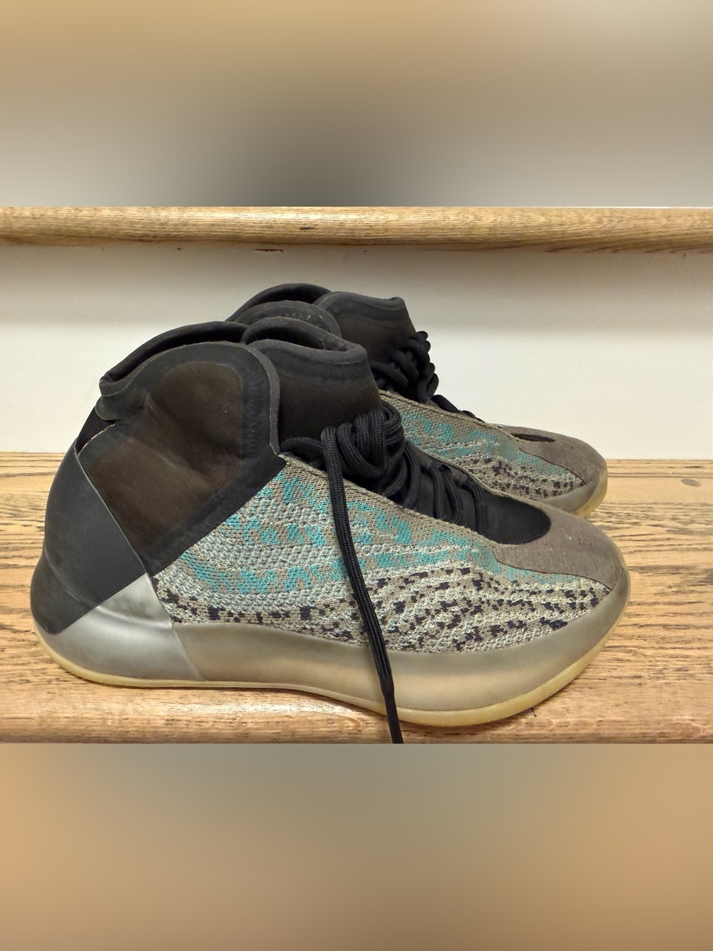 adidas Yeezy QNTM Teal Blue GZ8872 Men’s 6.5